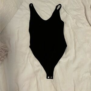 Medium forever 21 body suit. Black